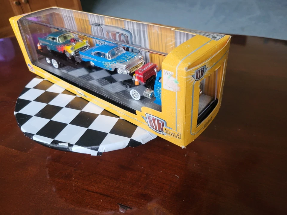 M2 Customized Set Of A Chevy LCF Auto-Haulers& 2-1957 Chevy Bel-Airs With Flames - Image 2 of 4