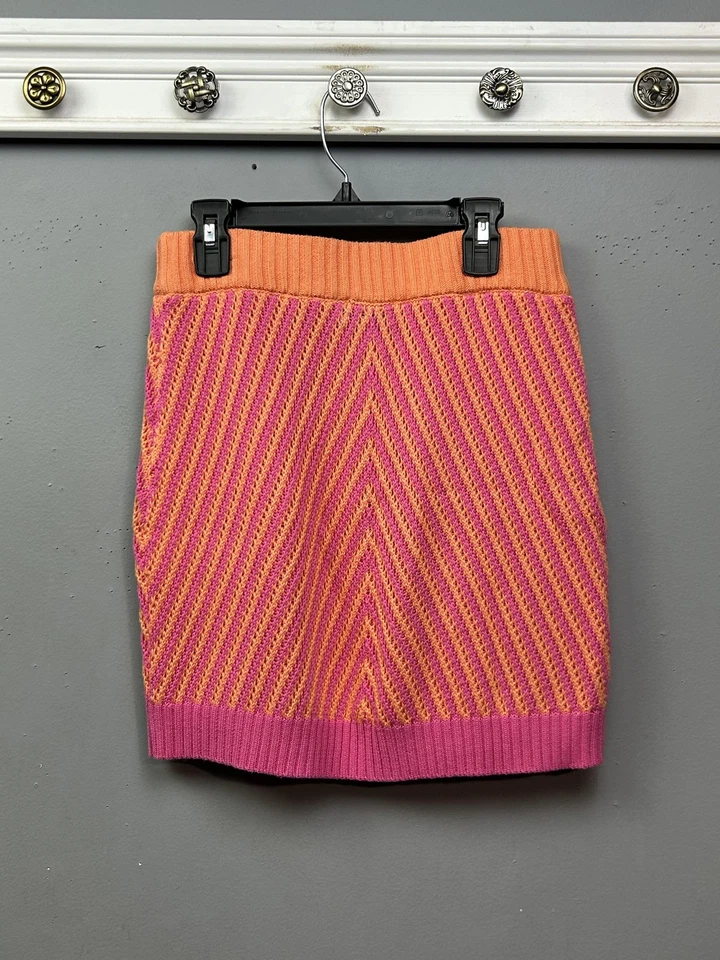 Conjunto de chaleco y falda suéter Fate para mujer pequeño rosa naranja tejido Chevron cuello en V mini Foto 3 de 4