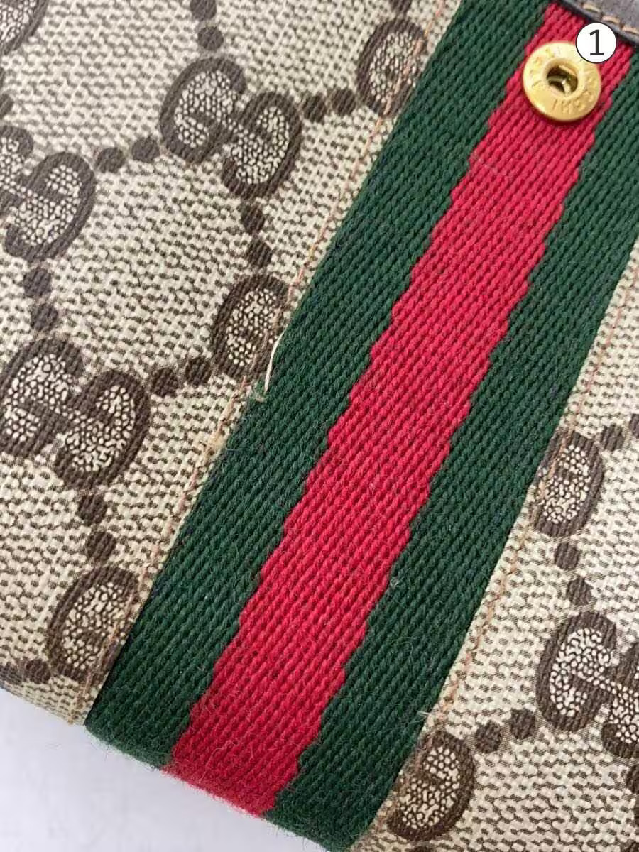 GUCCI Old ACCESSORY COLLECTION Distorted Long Wal… - image 8