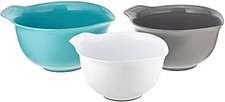 Universal Nesting Plastic Mixing Bowls Set Of 3 2.5 quart 3.5 quart 4.5 quart