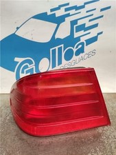 Feu arrière Mercedes 300
