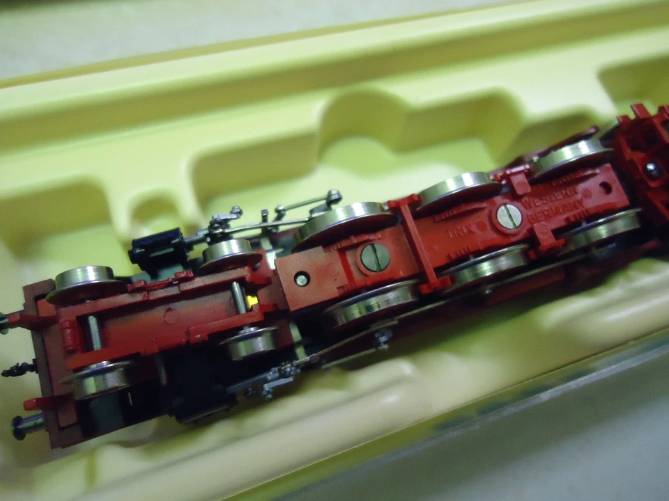 Minitrix locomotora de vapor Minitrix 12831 en caja original nuevo España - Imagen 3 de 4