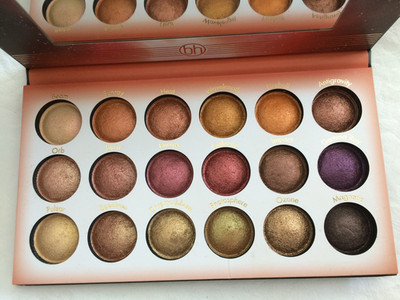 BH Cosmetics SOLAR FLARE 18 Color Baked Eyeshadow Palette 35 g