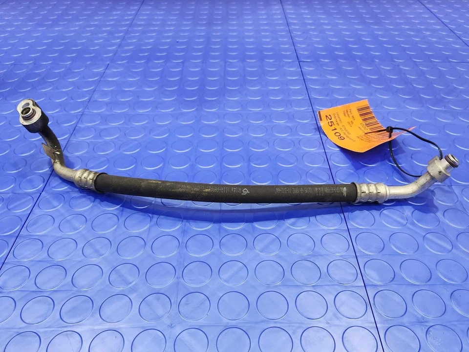 Manguera de descarga de aire acondicionado 12-15 Mercedes Benz ML350 W166 OEM 1668300215 Foto 4 de 4