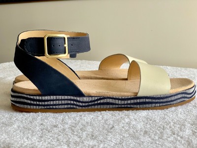 clarks botanic ivy navy