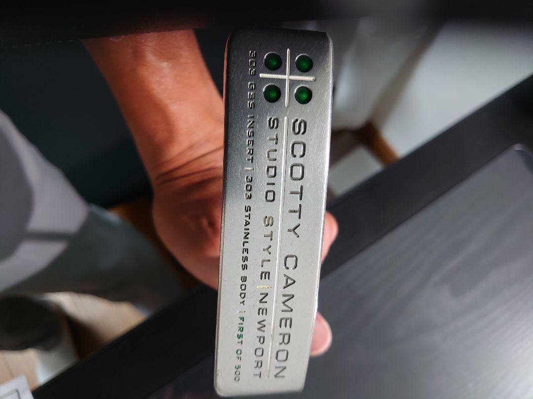 SCOTTY CAMERON STUDIO STYLE NEWPORT FIRST OF 500 34in Putter SCOTTY CAMERON STUDIO STYLE NEWPORT FIRST OF 500 34in Putter