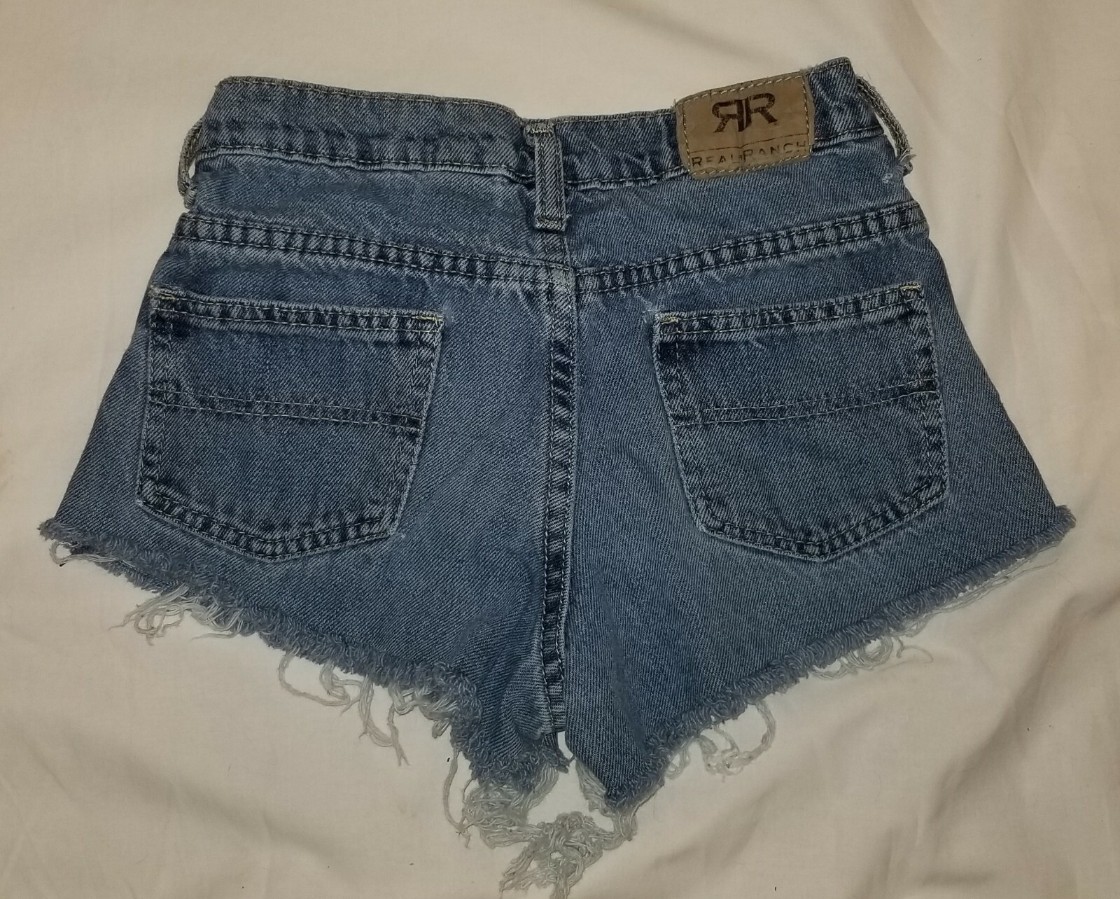 Picture 2 of 3