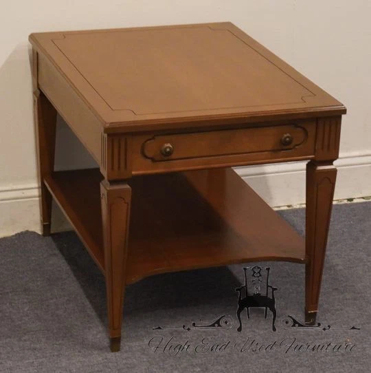 Mesa auxiliar de 21" estilo toscano neoclásico italiano MERSMAN FURNITURE Foto 2 de 4