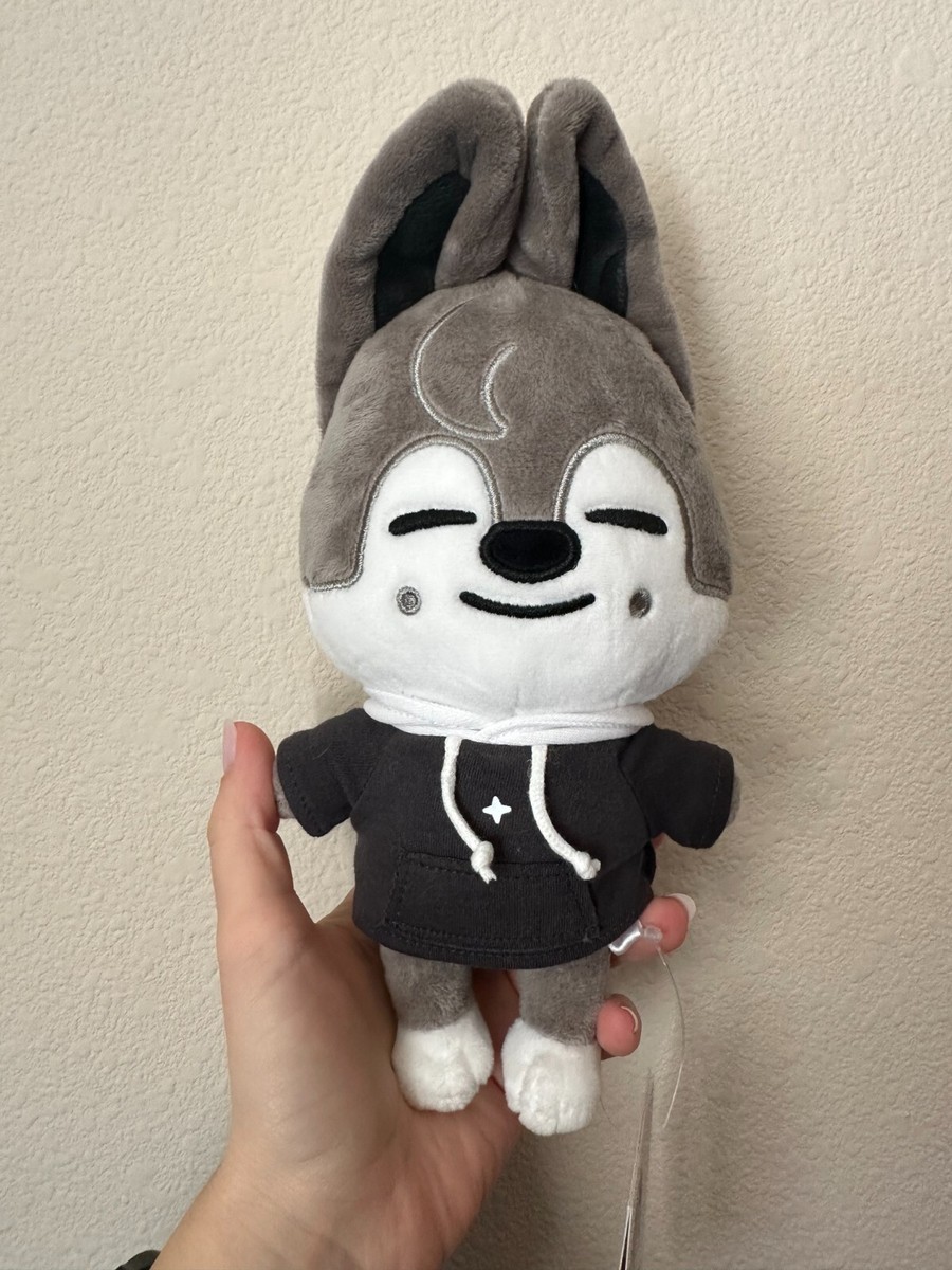 straykids skzoo wolfchan バンチャン777 SKZOO PLUSH ORIGINAL Ver. - Wolf Chan – JYP JAPAN ONLINE STORE