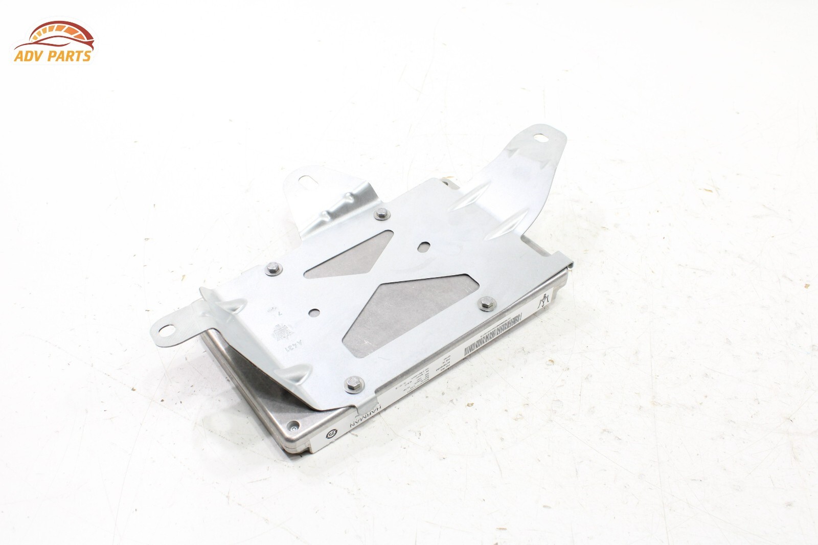2017-20 MASERATI LEVANTE AUDIO SOUND SYSTEM AMP AMPLIFIER MODULE & BRACKET OEM