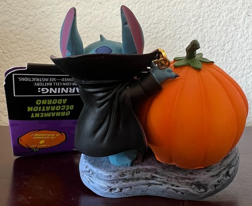 Disney 2024 VAMPIRE STITCH Halloween Light Up Living Magic Sketchbook Ornament - Picture 2 of 4