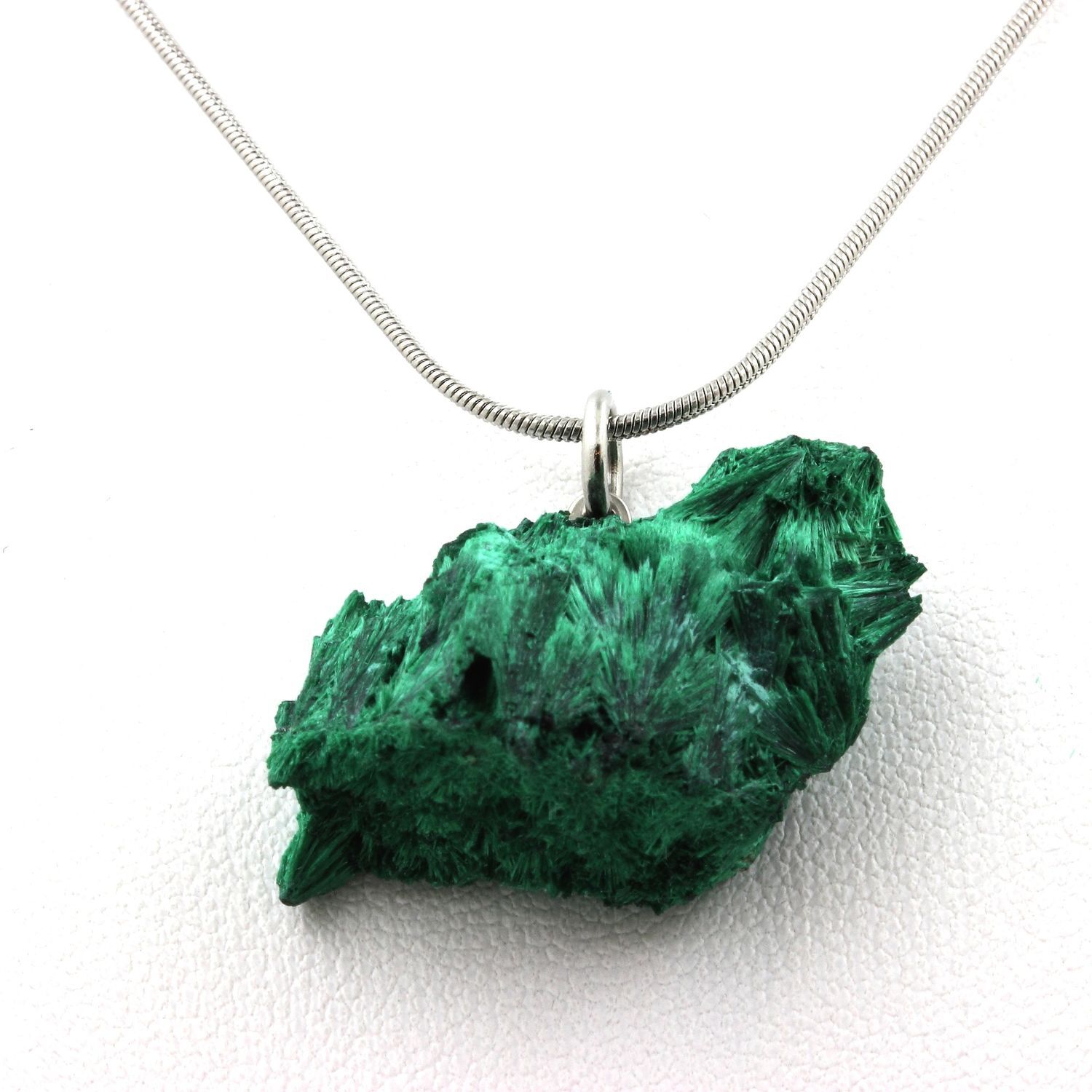 Collier Malachite brute Kipushi Mine 34.94 ct, pendentif minéraux et pierres précieuses