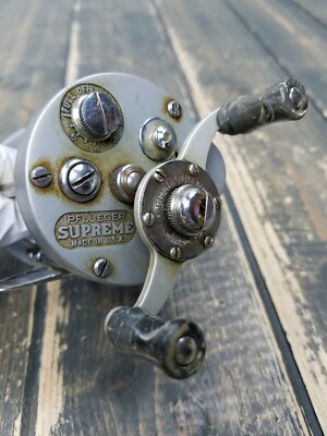 Vintage Pflueger Supreme No. 2542 Bait Casting Fishing Reel MADE