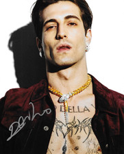 * DAMIANO DAVID * signed 8x10 photo * MANESKIN * FUNNY LITTLE FEARS * COA *