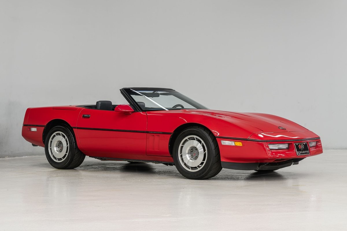1987 Bright Red Chevrolet Corvette   | C4 Corvette Photo 9