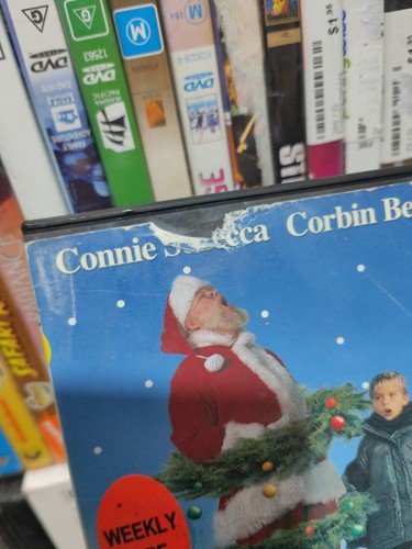 I Saw Mommy Kissing Santa Claus DVD (A4) - Picture 5 of 7