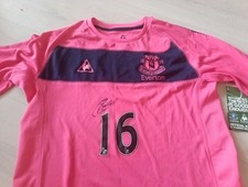 JERMAINE BECKFORD HAND SIGNED SHIRT AUTOGRAPH JERSEY EVERTON LEEDS