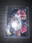 AUTOGRAPHED 1994 Upper Deck Popey Jones Dallas Mavericks NBA Basketball Card #11