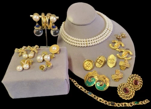 Vintage Gold Tone Costume Jewelry Lot, 15 Wearable Pieces, Some Signed