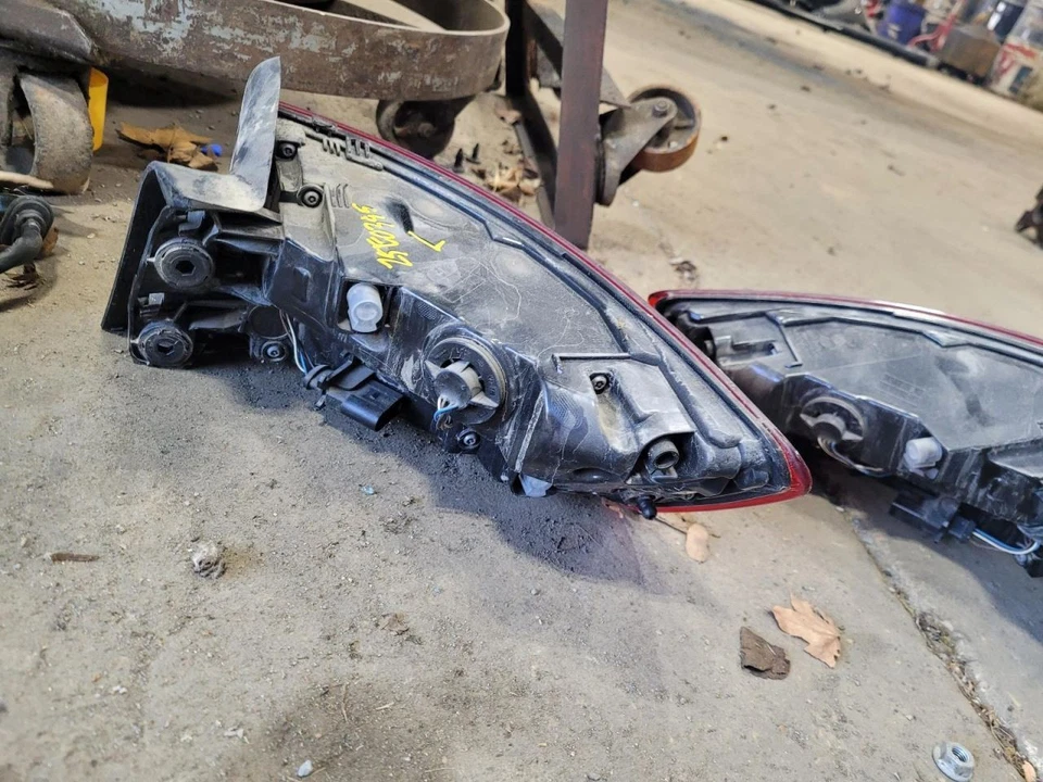 Driver Left Tail Light Quarter Panel Mounted Fits 17-19 AUDI A4 2009045 - Image 2 of 2