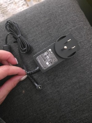 OEM LG Switching Adapter Charger 19V  1.3A   Model ADS-25FSF-19 