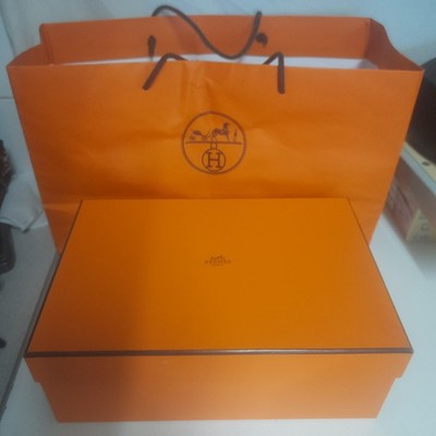 Hermes Leerkarton mit Hermes Tragetasche AUTHENTISCH - 30,5cm x 20,5cm x 11cm