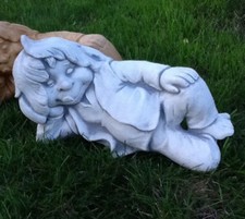 Steinfigur Gartenzwerg " liegend" Kobold, Troll, Steinguss, Statue Gartenfigur