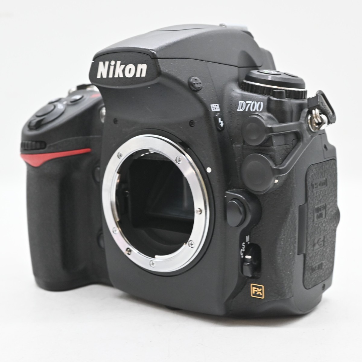 Nikon D700 12.1 MP Digital SLR Camera Black[Near Mint / Shutter
