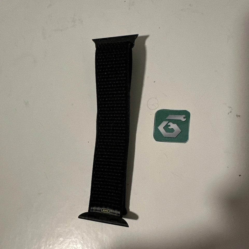Apple Watch Nike Sport Loop 41 mm (38/40) genuino OEM Swoosh negro usado Foto 3 de 4
