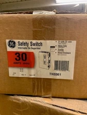 GE Safety Switch 30 Amps / 3 Pole / 3 Wire / Fusible / Indoor Enclosure