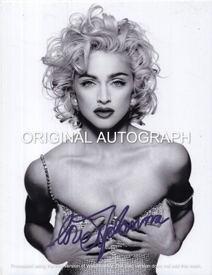 MADONNA - POP ICON - EARLY POSE - HAND SIGNED AUTOGRAPHED PHOTO