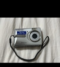 Olympus FE-130 5.1MP Compact Digital Camera Bundle - TESTED