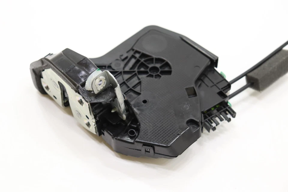 Trava de porta traseira Honda HRV 2025 - Imagem 4 de 4