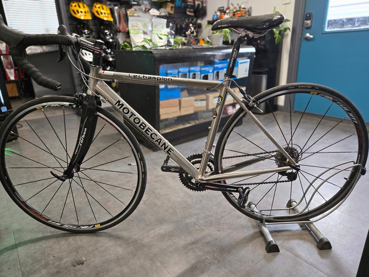 Le Champion Motobecane Ti Motobecane LeChampion, TI Road Bike, 52cm