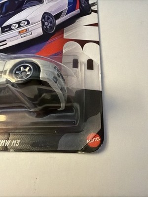 1992 BMW M3 E30 2025 Hot Wheels Silver Series 3/5 JBY56 1:64 Die