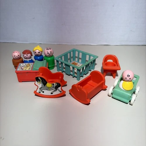 Vintage Fisher Price Little People Play Family Nursery 1972 Complete Set #761