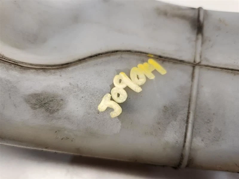 Subaru Impreza 2002-07 (2,5 L/AT/no turbo) depósito de refrigerante Foto 3 de 4