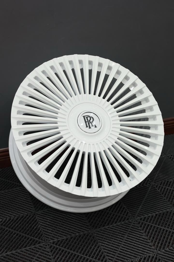 NEW CUSTOM ROLLS-ROYCE PHANTOM / CULLINAN / DAWN / GHOST FORGED WHEELS 20”-26”