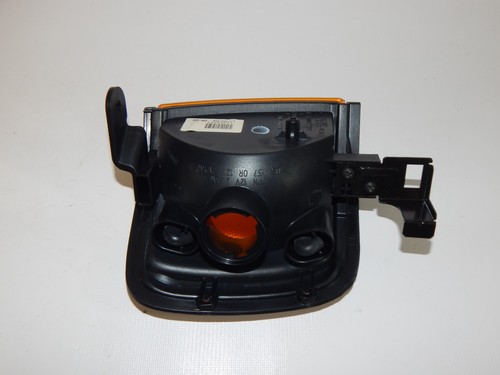 Nuevo OEM 1998-1999 Isuzu Rodeo Amigo Honda Luz Lateral de Estacionamiento Izquierda Marcador Lámpara - Imagen 4 de 9