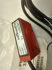 Leuze Electronic RK 18/4 G PHOTOELECTRIC SENSOR RK19/4G. New