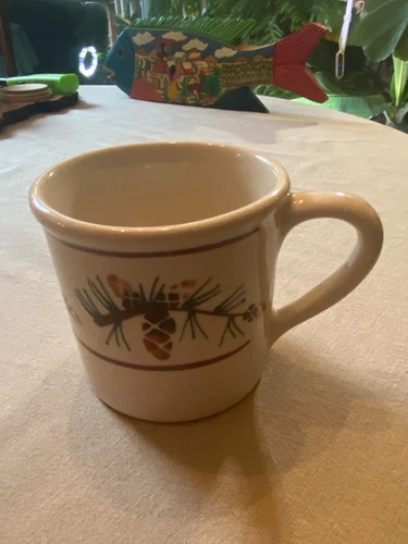 Vintage Hartstone Pottery Mug Boughs Pine Cones Winter USA 1982