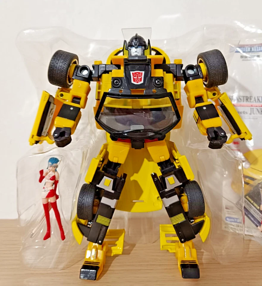 robot TRANSFORMERS takara Binaltech ASTERISK Sunstreaker meets Junko, rarissimo - Immagine 3 di 4