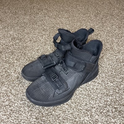 Lebron 13 Triple Black Nike Lebron Soldier 13 XIII SFG Mens Size