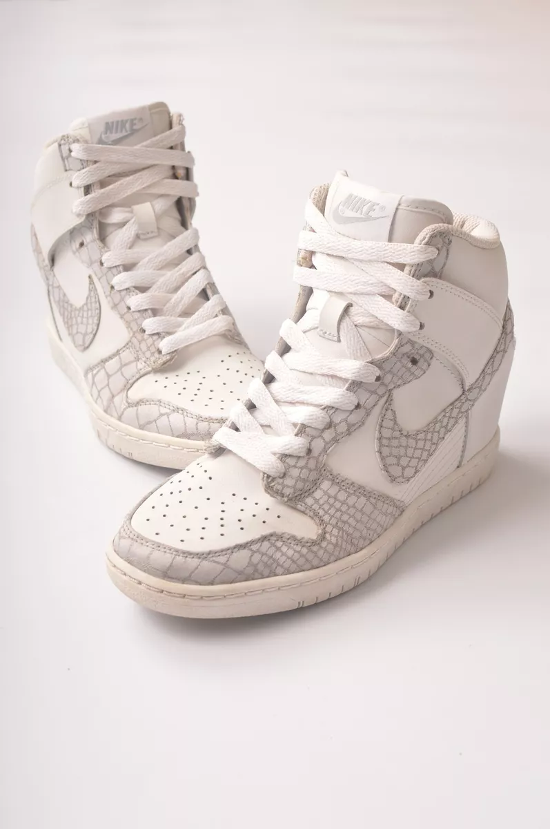 campagne magie Gloed Nike iD Wmns Dunk Sky Hi Wedge Heels Leather Sneakers 747283-994 Size 36 |  eBay