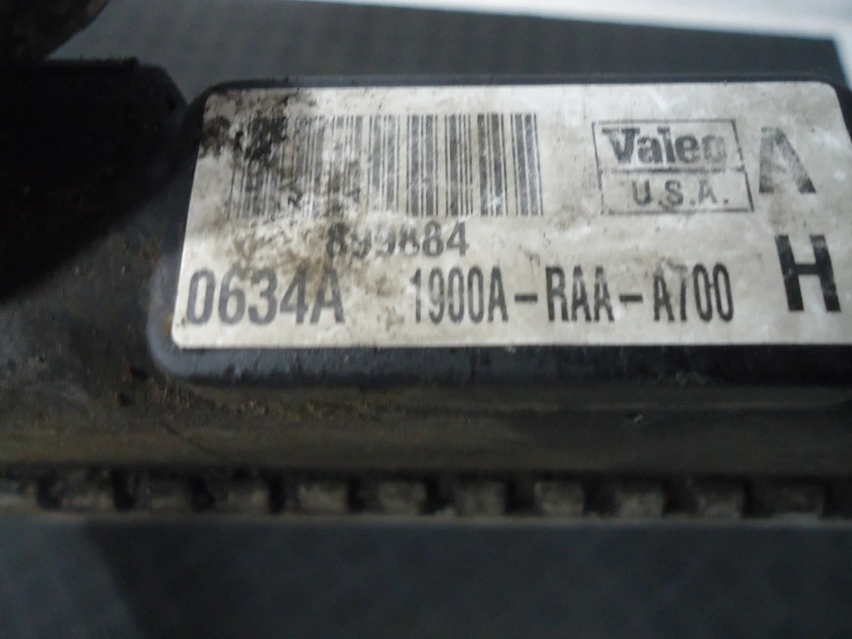 Honda Accord DX LX 2003 2004 2,4 L A/T radiador fabricante Valeo Foto 3 de 4