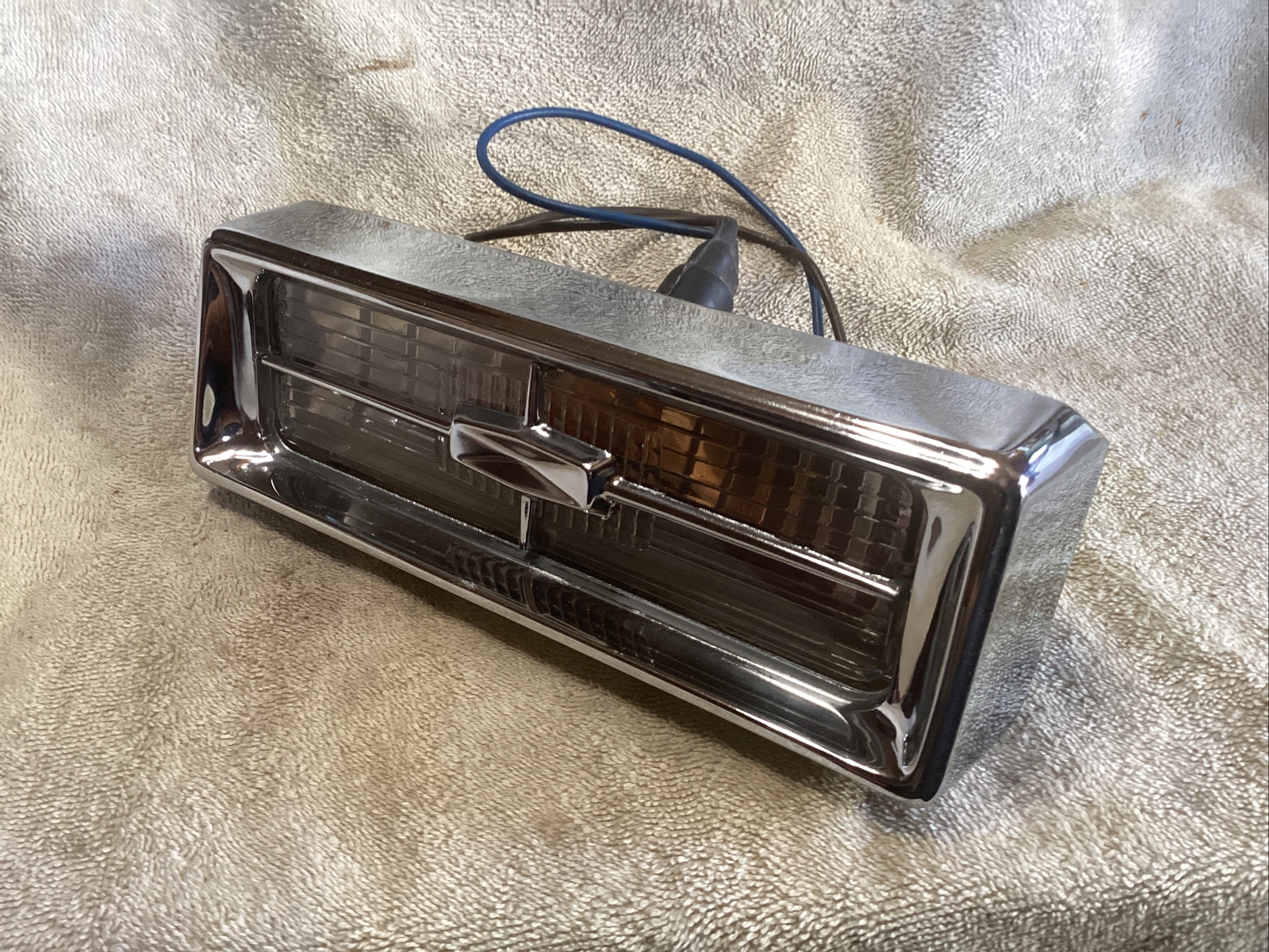 Oct 1968 Cadillac Deville Part Front Turn Signal Calais Fleetwood 