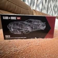 Kaido House Mini GT Nissan Skyline GT-R R33 Kaido Works Advan Model Car
