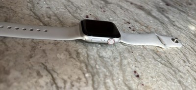 Apple Smart Watch Silver Aluminum Case White Silicone Band Extra Bands