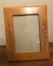 Fetco International 1995 Handcrafted Wood Picture Etched Design