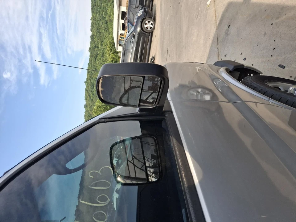 Espejo retrovisor de puerta derecho usado se adapta a: camioneta Chevrolet Express 3500 2011 manual opt DE2 derecha Foto 2 de 4